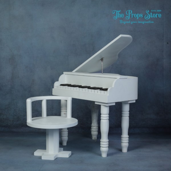 BABY PIANO WHITE