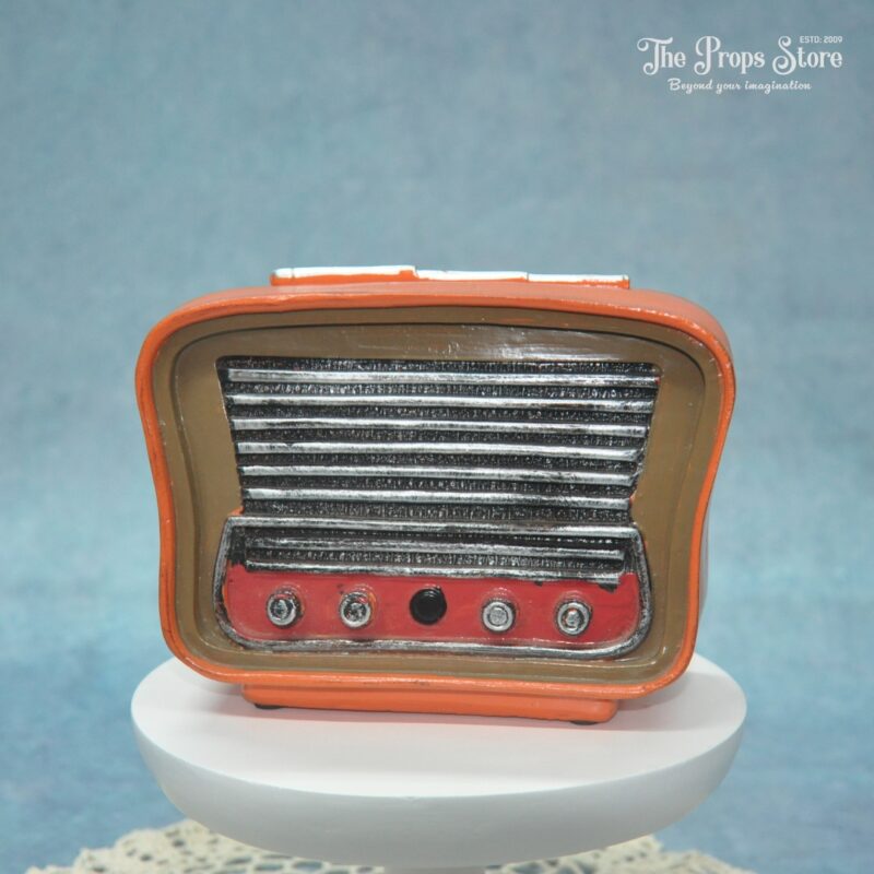 DECORATIVE RADIO