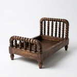 WOODEN HAZEL BED - Image 2